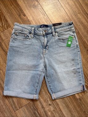 GAP Light Wash Stretch Denim Roll-Cuff Bermuda Women's Shorts BNWT